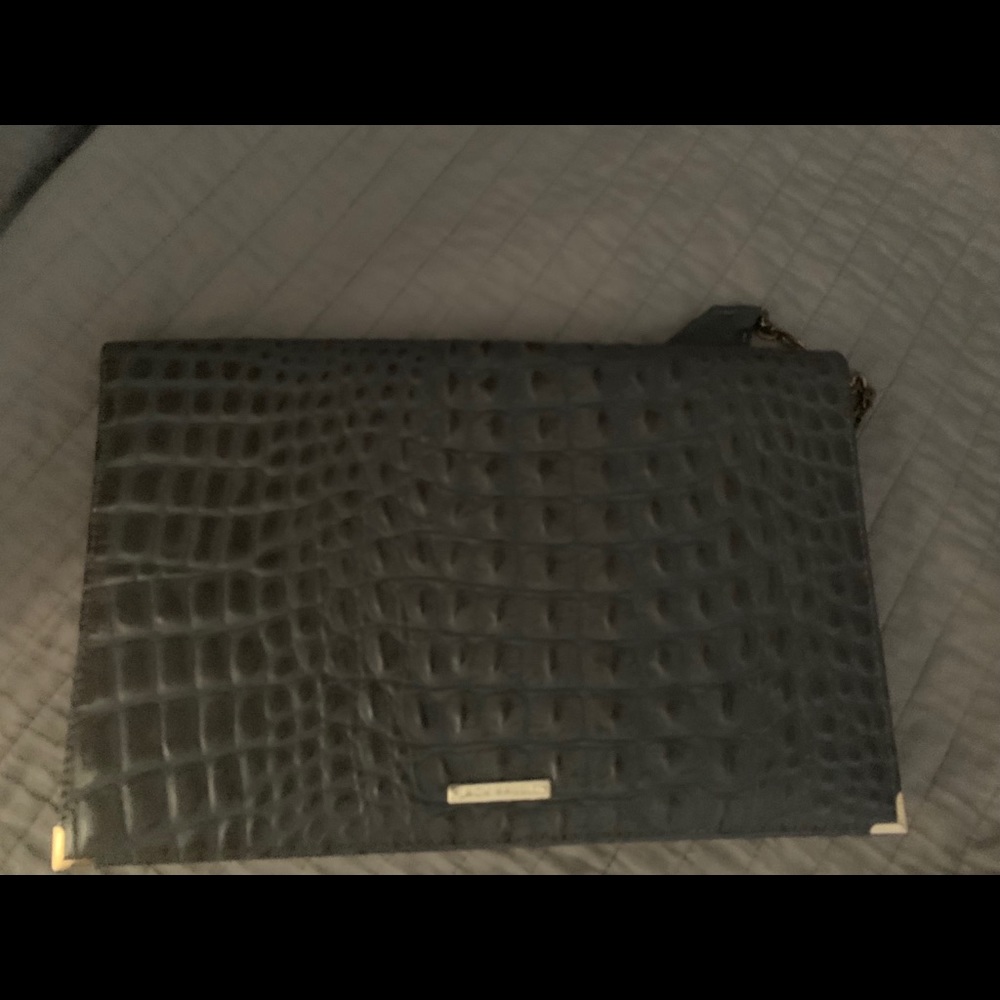 Gray texture classic clutch